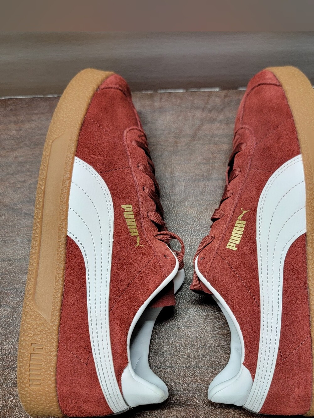 PUMA Club Men Sneakers Intense Red White Gold Size 10 - Picture 7 of 9